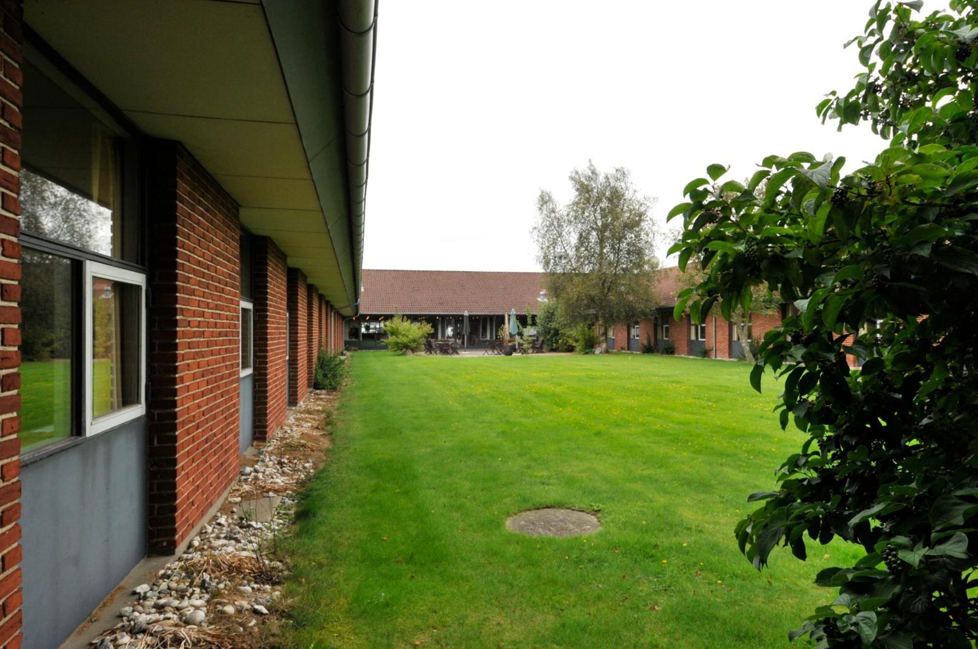 Hotel Lynggaarden Herning Luaran gambar